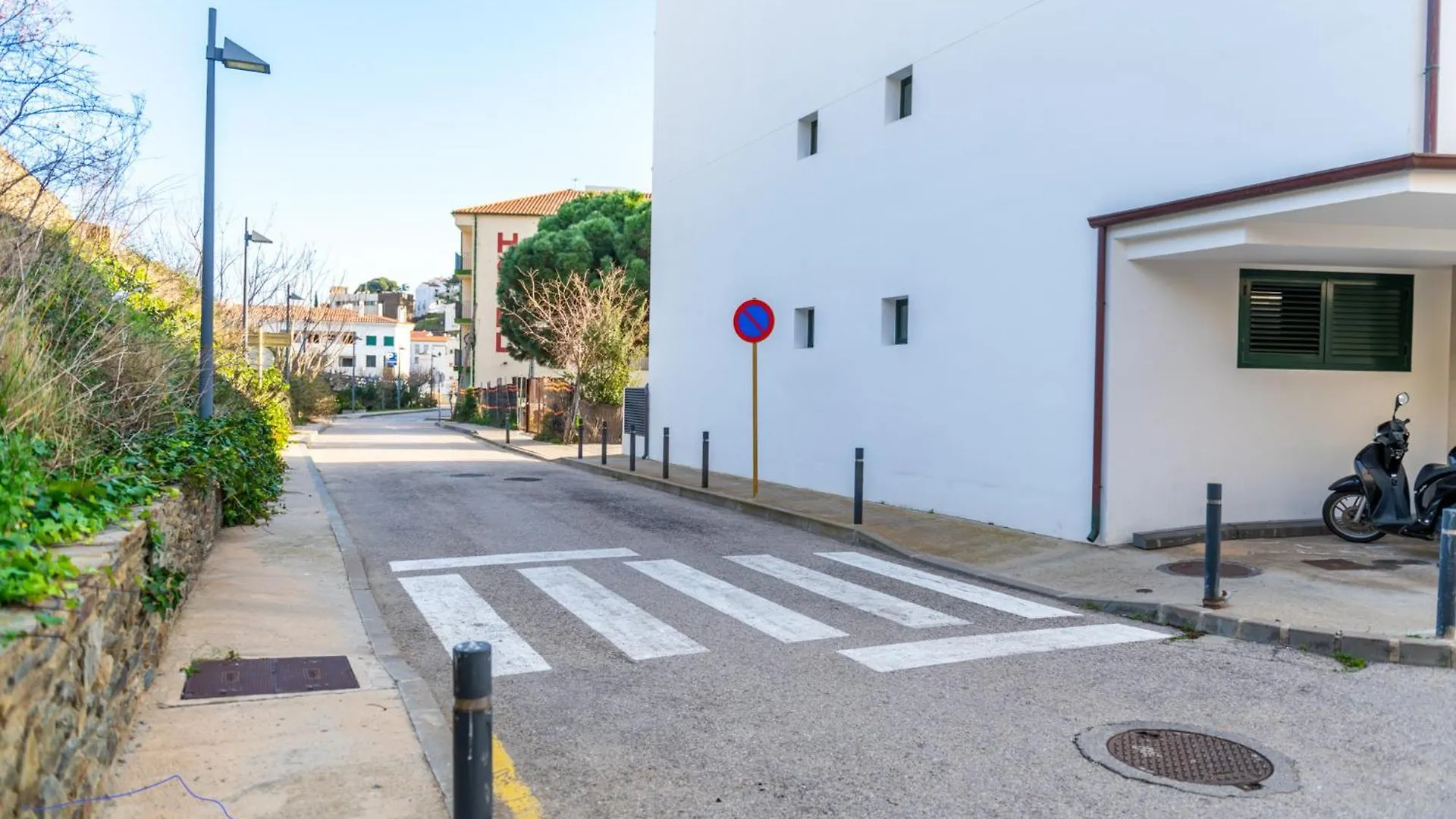 Duplex Sa Tarongeta - 5' Playa I Vistas I Terraza 20M2 I Ascensor I Equipado Apartment Cadaques Spain