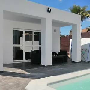 casa-enzo.hotelsincadiz.net/