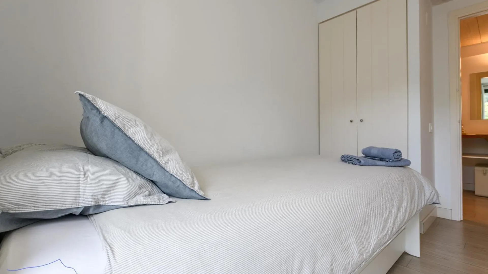 Duplex Sa Tarongeta - 5' Playa I Vistas I Terraza 20M2 I Ascensor I Equipado Apartment Cadaques 0*,